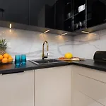 Plac Unii Srodmiescie By Renters Prestige Appartamento Gdynia
