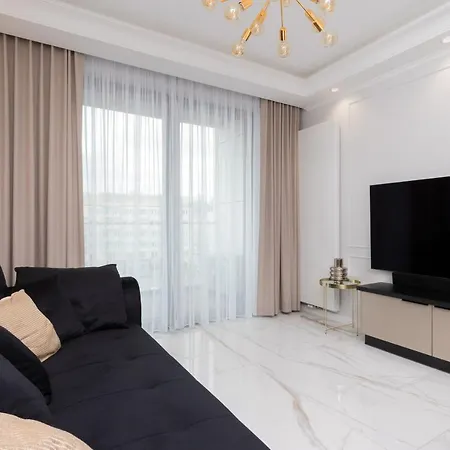 Plac Unii Srodmiescie By Renters Prestige